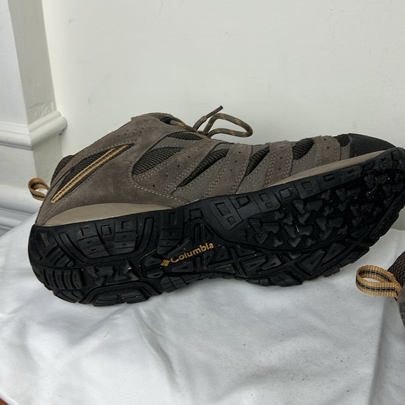 Columbia Techlite Mid Sneaker Boot MINT CONDITION Size 13  Waterproof BM3939-231 - Picture 8 of 9